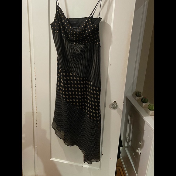Urban outfitters black lined asymmetrical dress - Picture 2 of 3